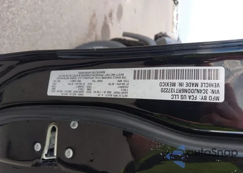 2024 Jeep Compass Trailhawk 4X4 from USA, damaged, VIN 3C4NJDDN6RT137220